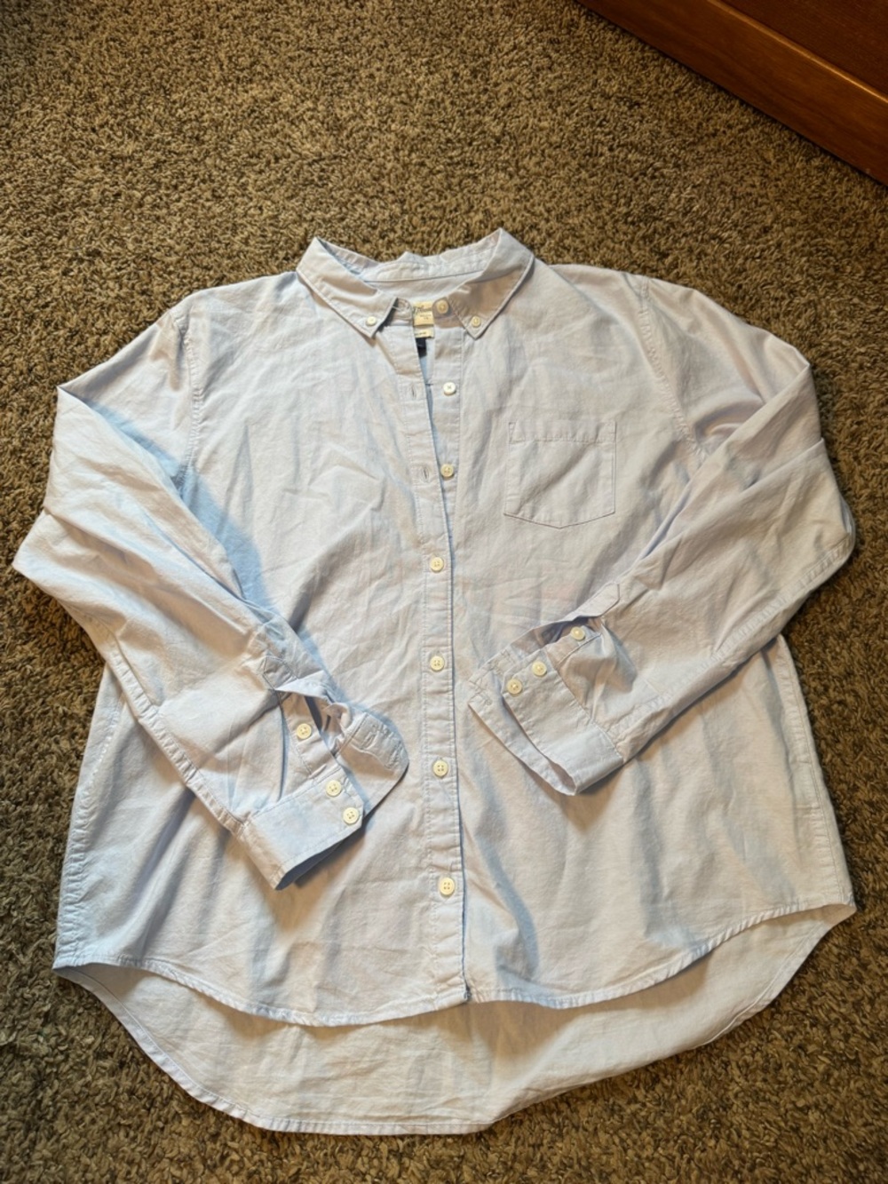 Universal Thread Pale Blue Casual Button-Down Shirt